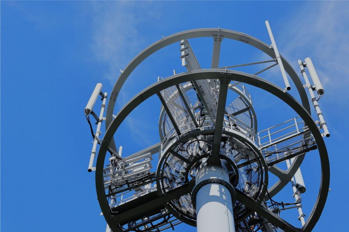 電気工事で正社員の求人なら茨木市のN2エンジニアリングへ。経験・未経験は問いません。